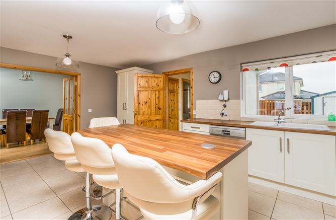 25 Castle Manor, Racecourse Road, Roscommon