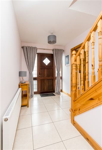 25 Castle Manor, Racecourse Road, Roscommon
