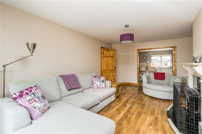 25 Castle Manor, Racecourse Road, Roscommon