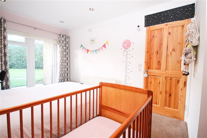 64 Beechdale Court, Ballycullen, Dublin 24