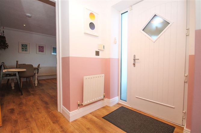 64 Beechdale Court, Ballycullen, Dublin 24