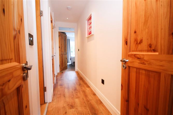 64 Beechdale Court, Ballycullen, Dublin 24