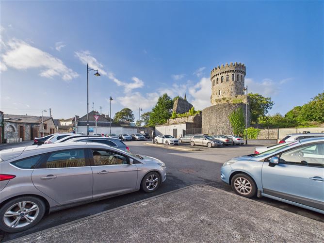 Kickham Street, Nenagh, Co. Tipperary