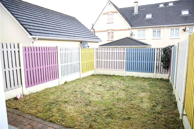 8 Seville Lawns, Margaretsfields, Callan Road, Kilkenny