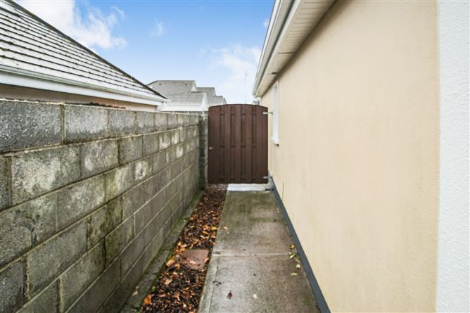 11 Cluain Ard, Carrick-On-Shannon, Co. Leitrim