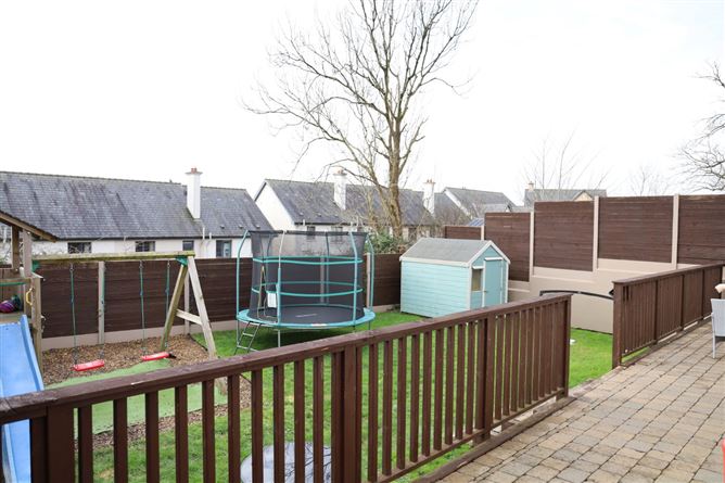 16 Ard Aoibhinn, Innishannon, Cork