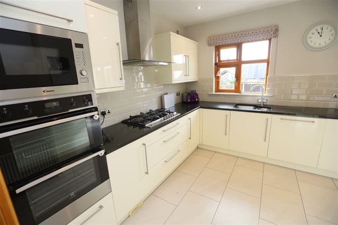 16 Ard Aoibhinn, Innishannon, Cork