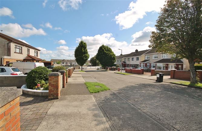 12 Redwood Heights, Kilnamanagh, Dublin 24