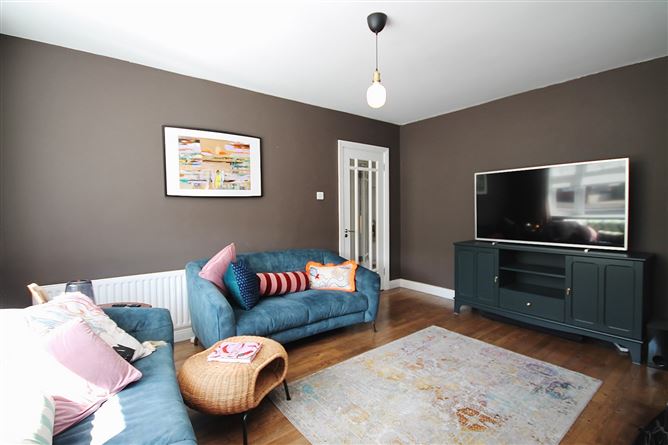 12 Redwood Heights, Kilnamanagh, Dublin 24