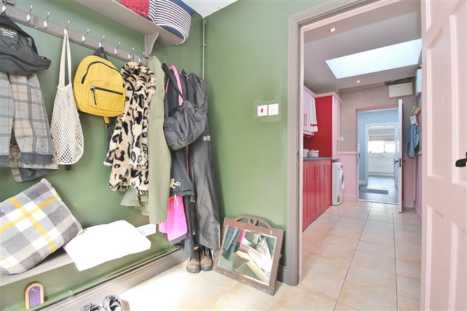 12 Redwood Heights, Kilnamanagh, Dublin 24