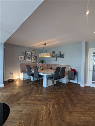 12 Redwood Heights, Kilnamanagh, Dublin 24