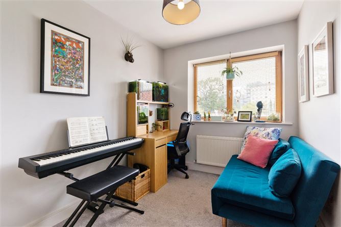 67 Southmede, Dundrum, Dublin 16