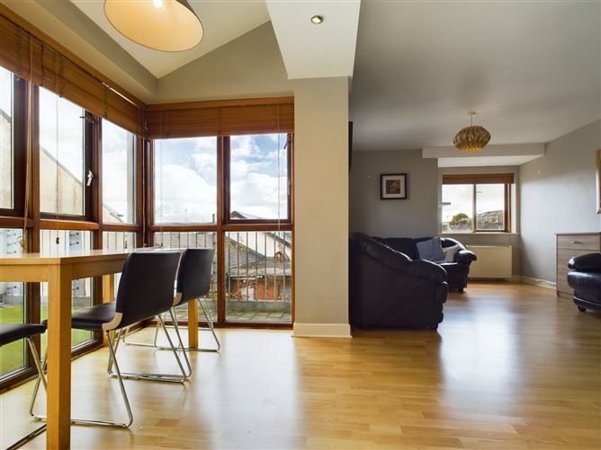 Apt. 10, Penrose House, Penrose Lane, Waterford