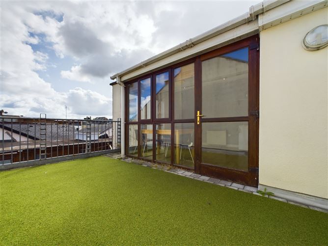 Apt. 10, Penrose House, Penrose Lane, Waterford