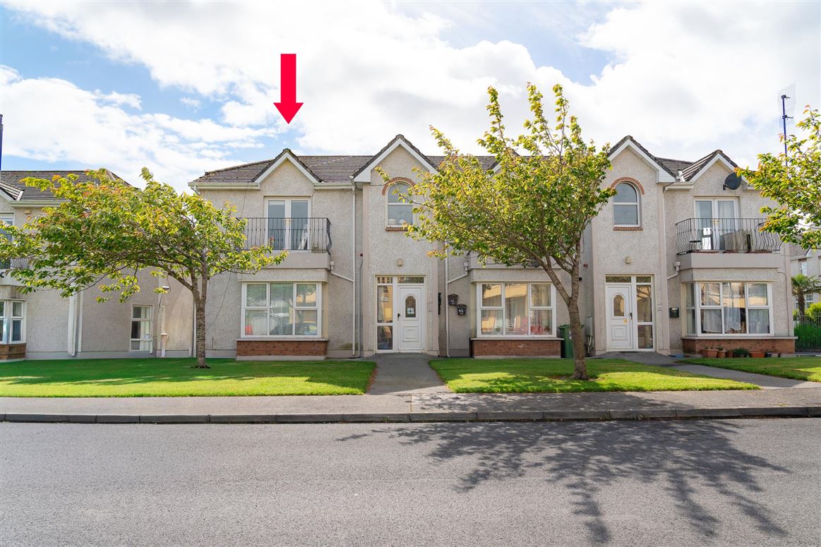 94 Frenchpark , Oranmore, Galway