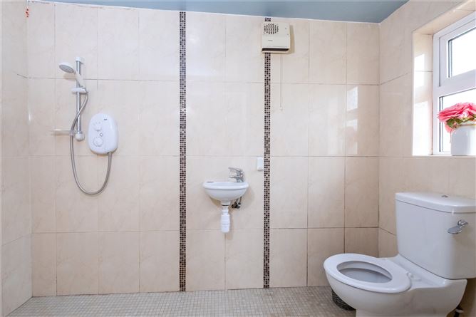 3 Caheronaun Park, Loughrea, Co. Galway