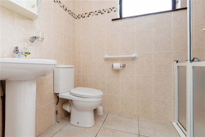 30 Idrone Park, Knocklyon, Dublin 16