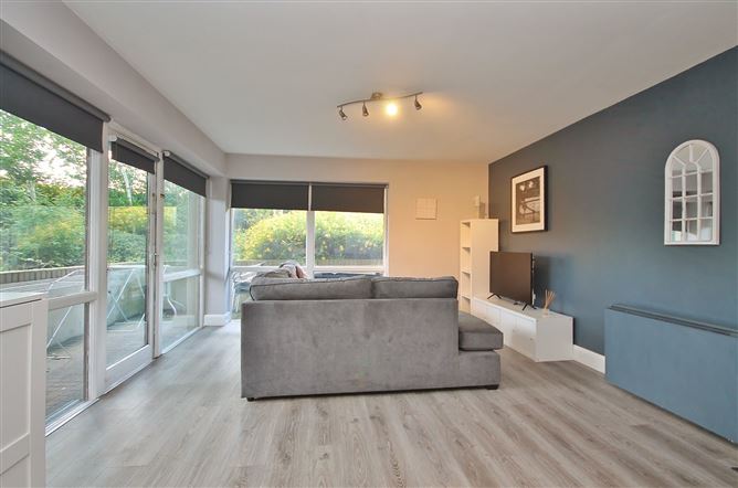 1 Hunters Hall, Hunters Wood, Ballycullen