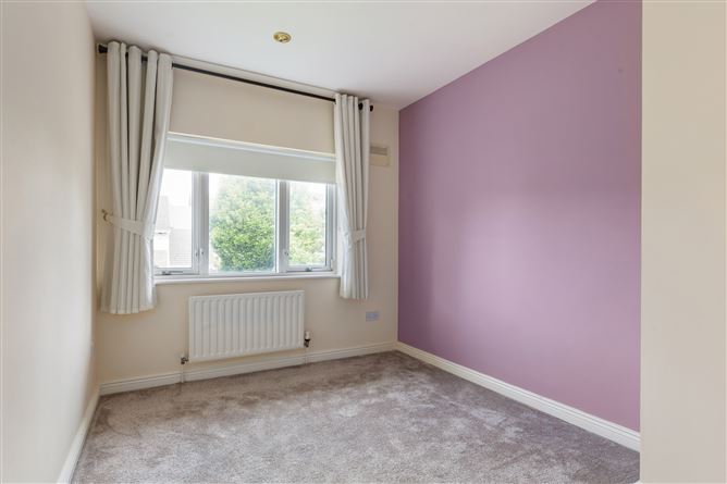 1 Orby Avenue, The Gallops, Leopardstown, Dublin 18