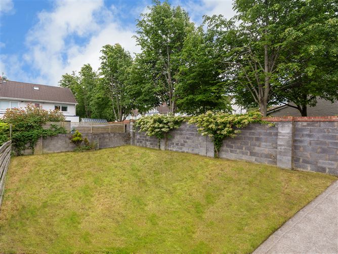 1 Orby Avenue, The Gallops, Leopardstown, Dublin 18