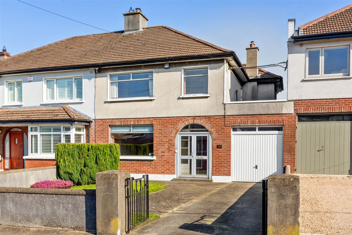 12 Woodbrook Park, Templeogue, Dublin 16