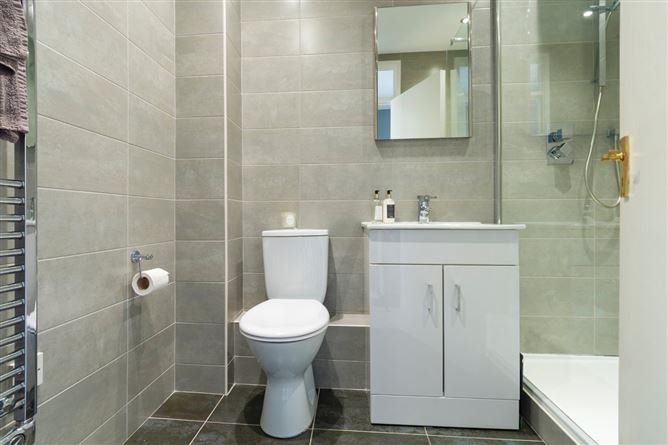 28 Oak Apple Green, Rathgar, Dublin 6