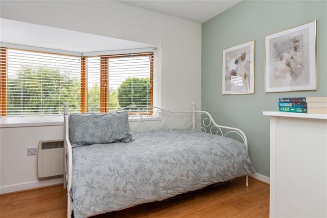 28 Oak Apple Green, Rathgar, Dublin 6