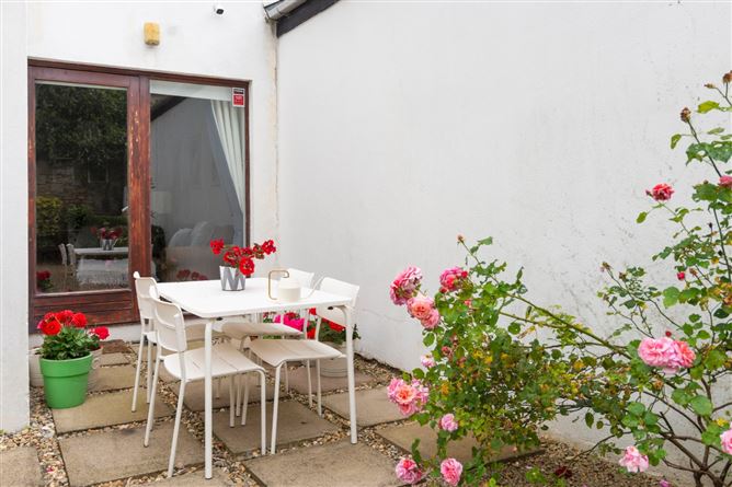 28 Oak Apple Green, Rathgar, Dublin 6