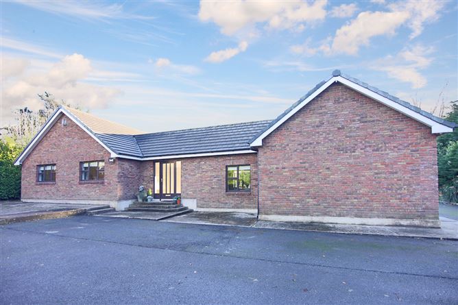 1A Thormanby Woods, Howth,   County Dublin