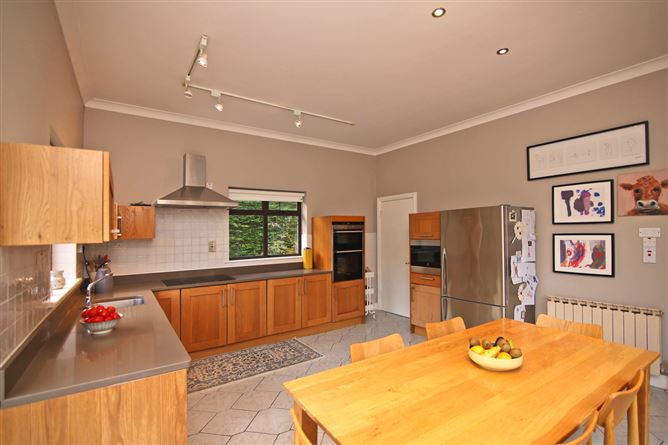 1A Thormanby Woods, Howth,   County Dublin