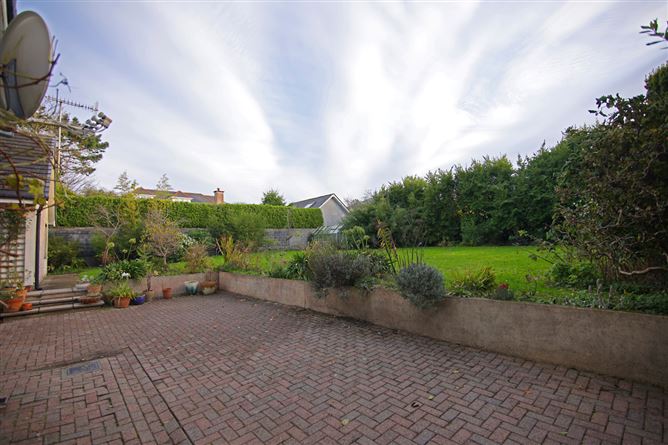1A Thormanby Woods, Howth,   County Dublin