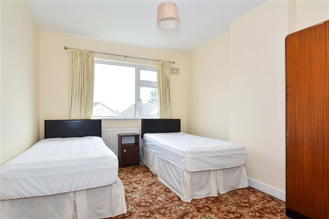 8 Cherry Park, Newcastle, Galway