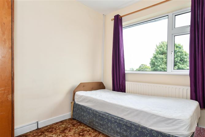8 Cherry Park, Newcastle, Galway