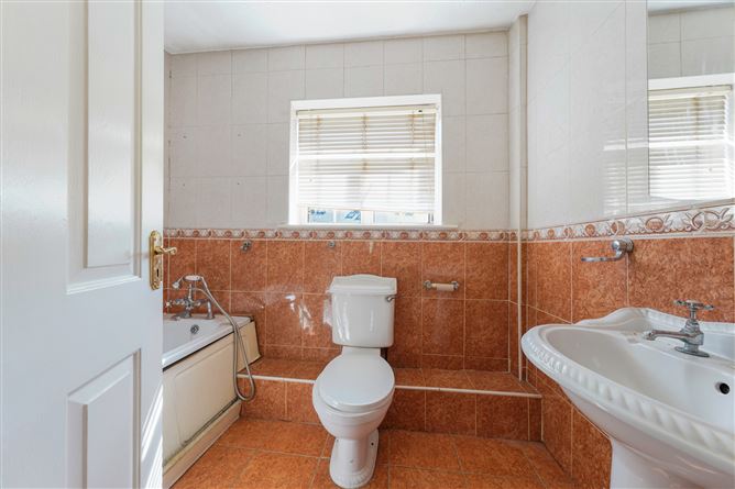 62 Dunard Avenue, Blackhorse Avenue, Dublin 7