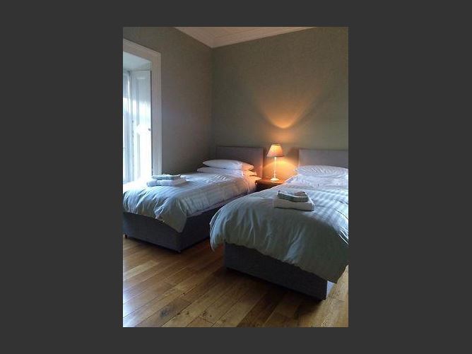 Castle Residence,Castle Hill