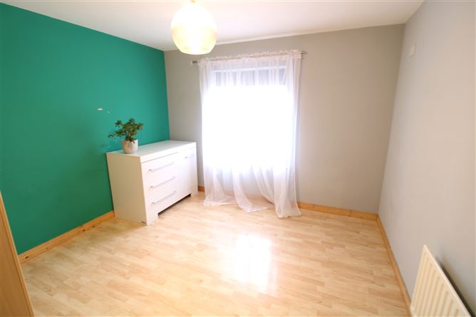 Linnetfields Square, Clonee, Dublin 15