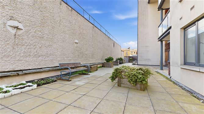  Apt 9, Moland House, Talbot Street, Dublin 1