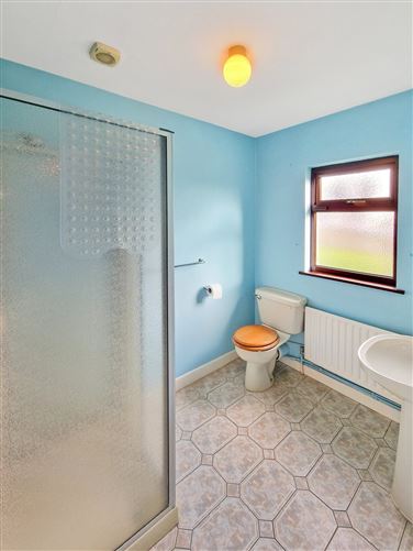 Photo 11 of 24 — Shalom, Ballybeg, Ennis, Co. Clare