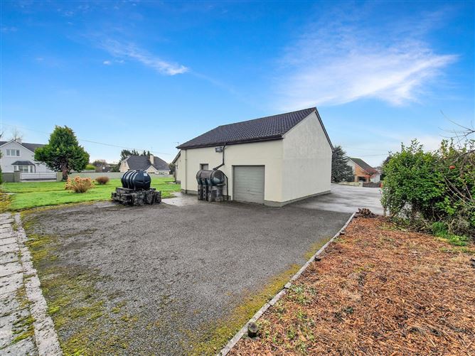 Photo 20 of 24 — Shalom, Ballybeg, Ennis, Co. Clare