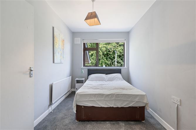Photo 11 of 22 — 98 White Oaks, Wilton, Cork