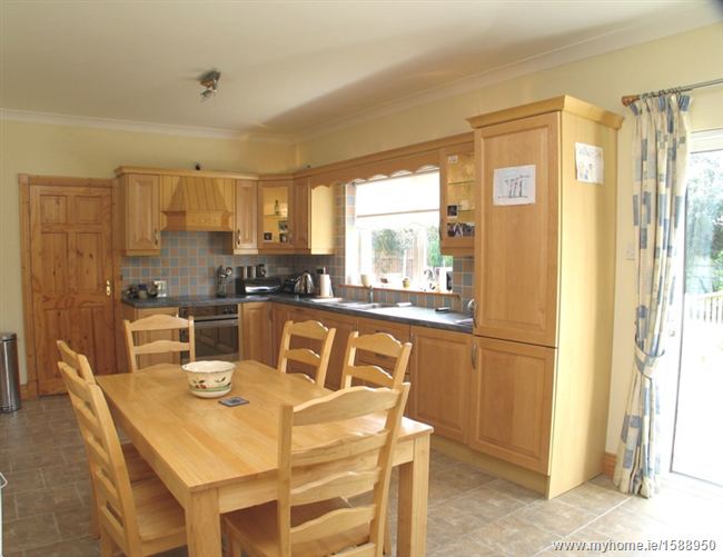 18 The Streams, Caragh, Co. Kildare