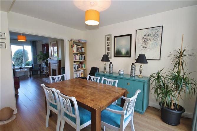 27 Earlsfort Meadows, Lucan, Co. Dublin
