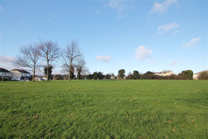 27 Earlsfort Meadows, Lucan, Co. Dublin