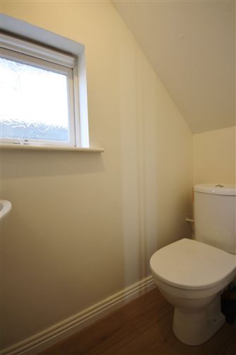 27 Earlsfort Meadows, Lucan, Co. Dublin