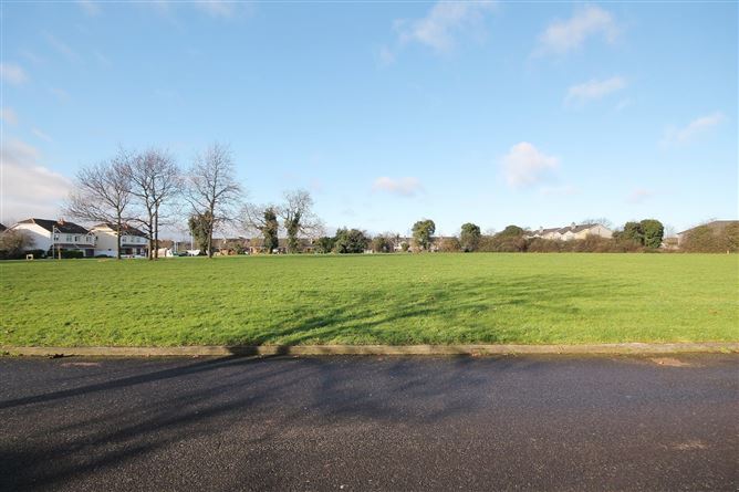 27 Earlsfort Meadows, Lucan, Co. Dublin