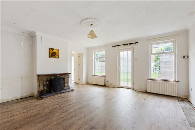 27 Brookfield, Kimmage, Dublin 12