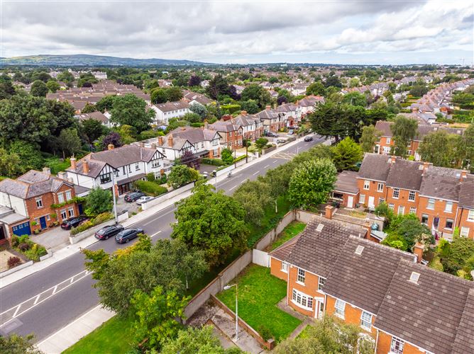 27 Brookfield, Kimmage, Dublin 12