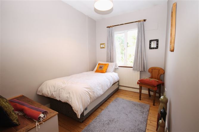 215 St. James's Road, Walkinstown, Dublin 12