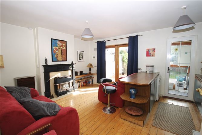 215 St. James's Road, Walkinstown, Dublin 12