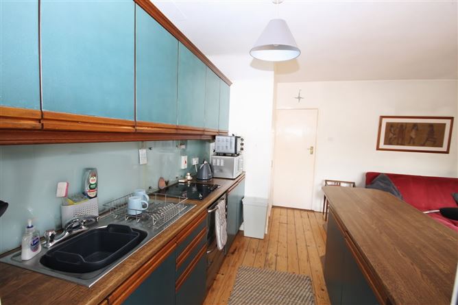 215 St. James's Road, Walkinstown, Dublin 12